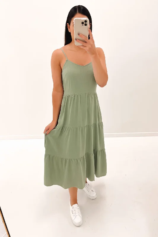 Bridey Midi Dress Sage Comfortable Floral Print Midi Dress