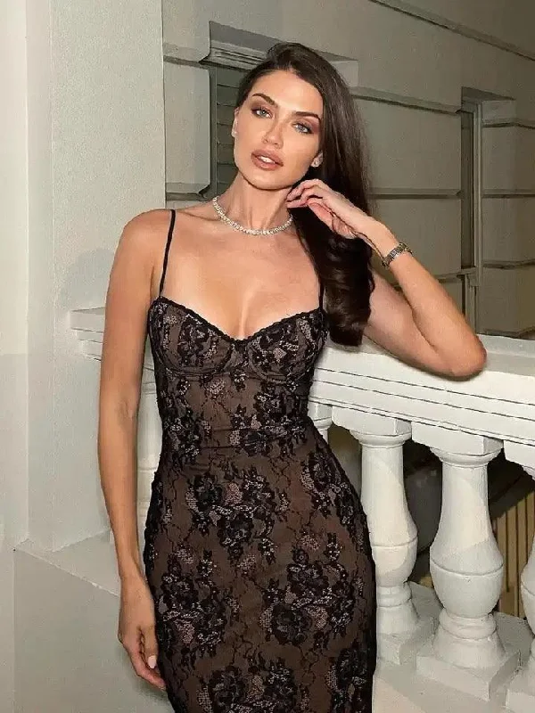 Cellar Lace Midi Dress in Black Comfortable Empire Waist Midi Dress