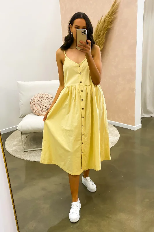 Chelsea Midi Dress Yellow Elegant Pleated Detail Midi Dress