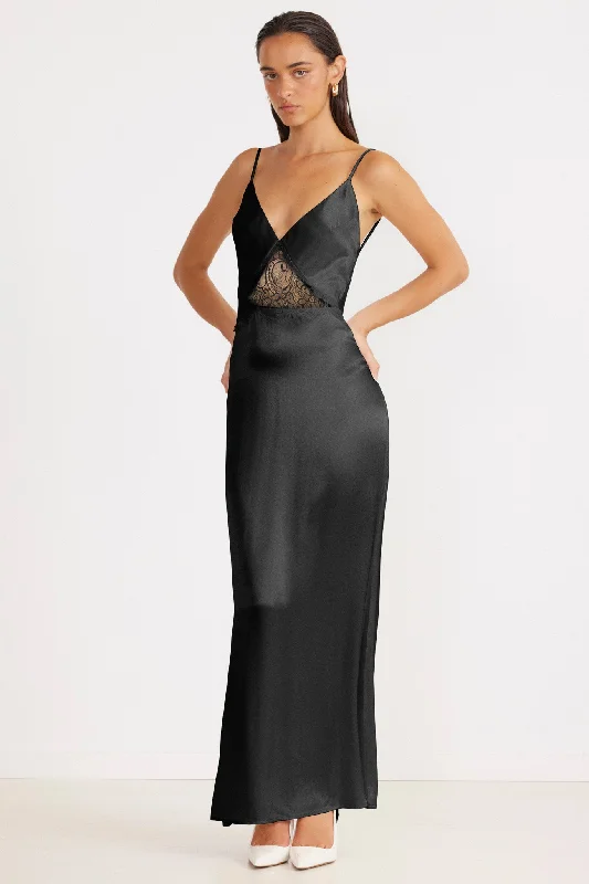 HALLIWEL MAXI DRESS Stylish Pleated A-Line Maxi Dress