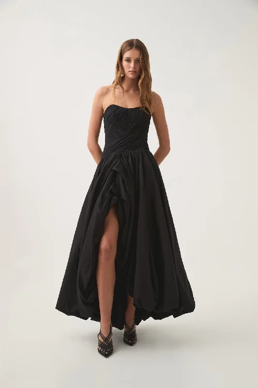 Spatial Maxi Dress Trendy Maxi Dress with Straps