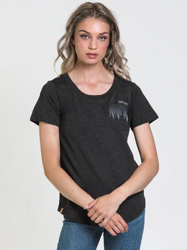 TENTREE LEFT CHEST JUNIPER POCKET TEE - CLEARANCE Lace Blend Ribbed Blend Corduroy Blend TENTREE LEFT CHEST JUNIPER POCKET TEE - CLEARANCE Lace Blend Ribbed Blend Corduroy Blend