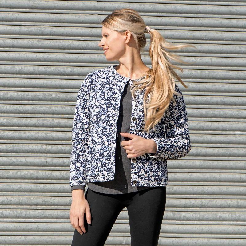 White Stuff Emma Quilted Jersey Button Up Floral Print Jackets Tiered Jacket Buttoned Jacket Zippered Jacket White Stuff Emma Quilted Jersey Button Up Floral Print Jackets Tiered Jacket Buttoned Jacket Zippered Jacket