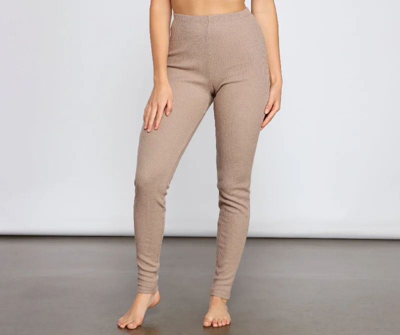 Casual And Stylish Waffle Knit Leggings Fashionable Leather-Look Leggings
