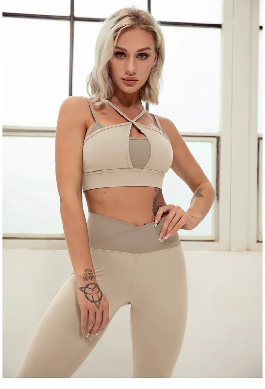React PREMIUM Seamless Sports Crop Legging Set - Cream Comfortable Bootcut Workout Leggings React PREMIUM Seamless Sports Crop Legging Set - Cream Comfortable Bootcut Workout Leggings