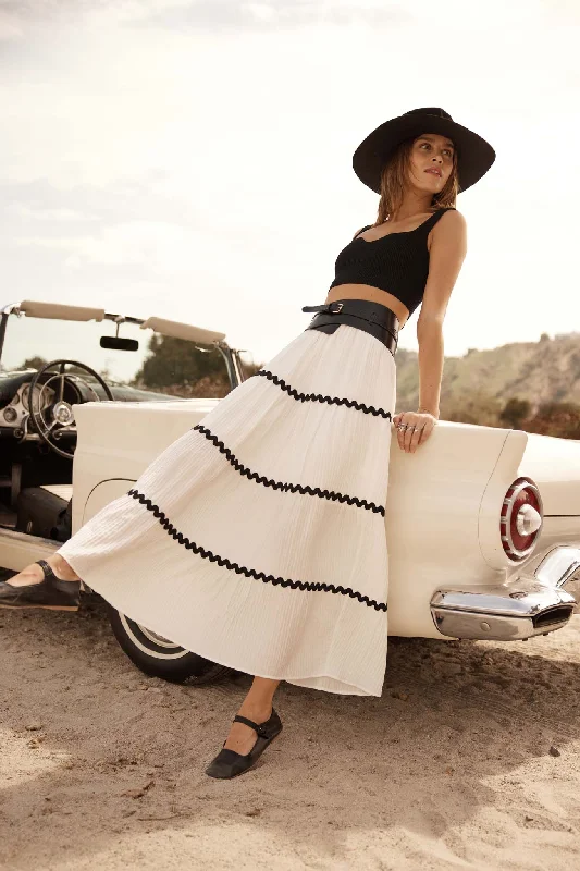 Blissful Breeze Rickrack-Trim Tiered Maxi Skirt floral skirt print