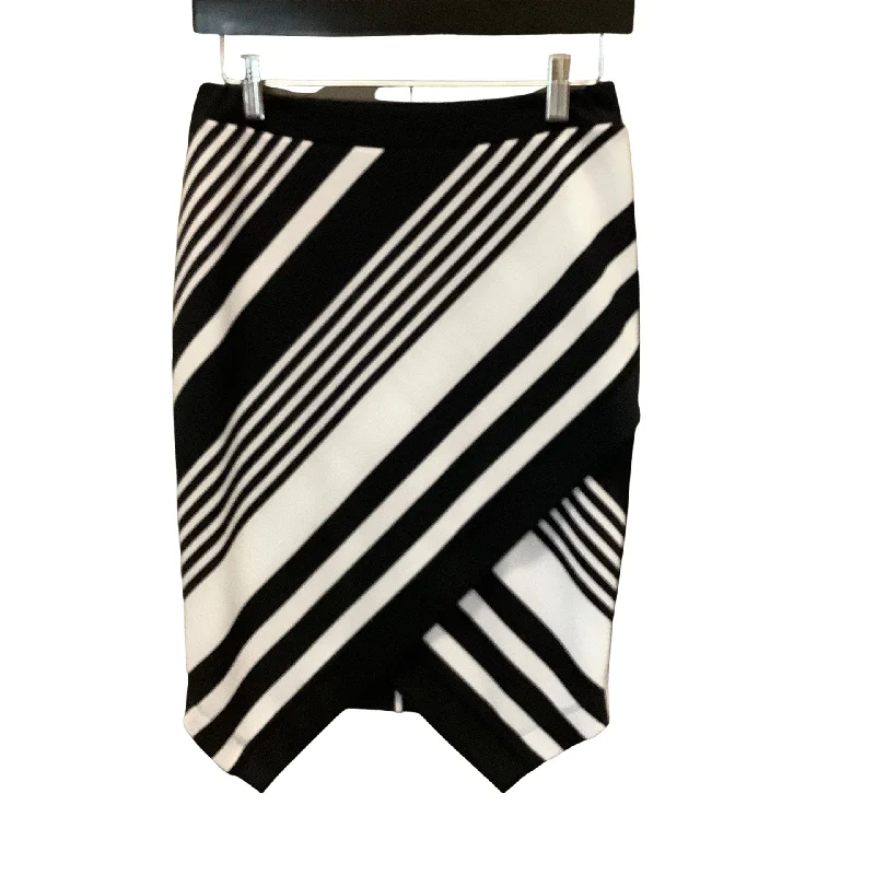 Joseph Ribkoff Women's Skirt Black Striped Size: 4