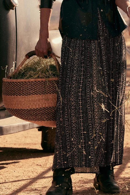 Where You Wander Geo-Print Maxi Prairie Skirt