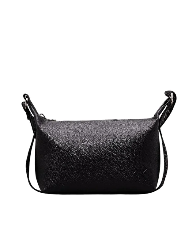 Calvin Klein Jeans Handbag with Zip Closure Stylish Acid-Wash Jeans