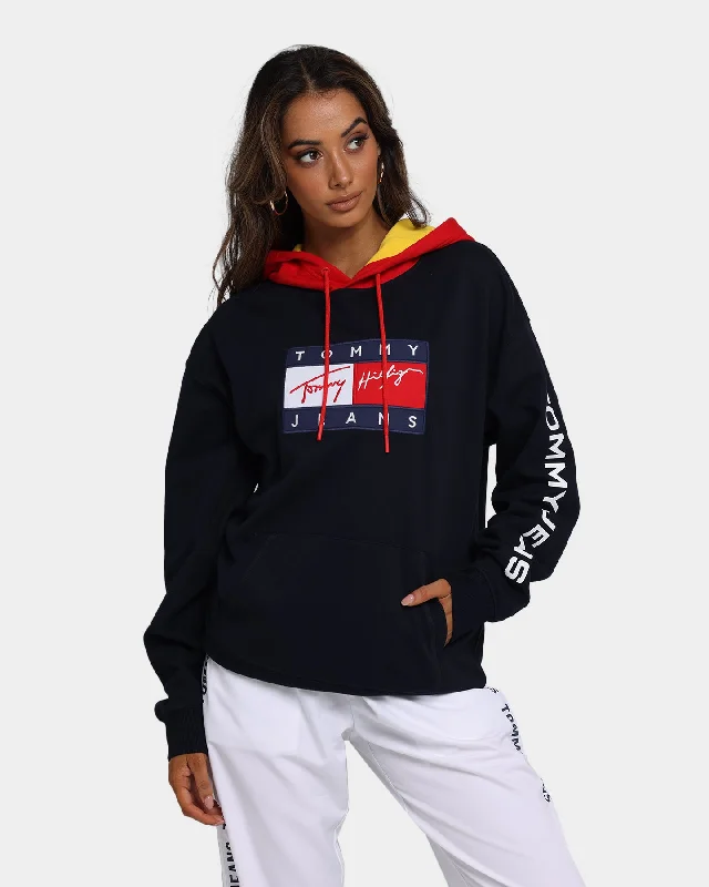Tommy Jeans Street Archives Badge Logo Hoodie Desert Sky Stylish Stone-Wash Denim Jeans Tommy Jeans Street Archives Badge Logo Hoodie Desert Sky Stylish Stone-Wash Denim Jeans